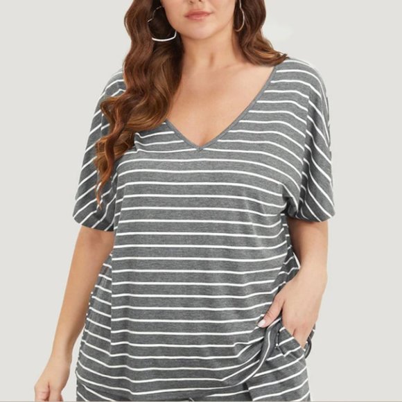 BloomChic grey dolman t-shirt - Picture 1 of 4